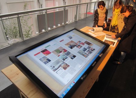 Großbildschirm mit Touchscreen
